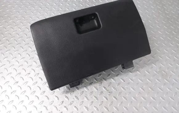 Suzuki Swift III Glove box lid/cover 7341052R5 7341052R505PK 7341052R50