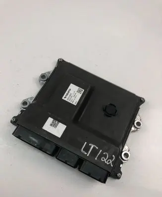 Volvo XC60 Engine control unit/module ECU 32313937