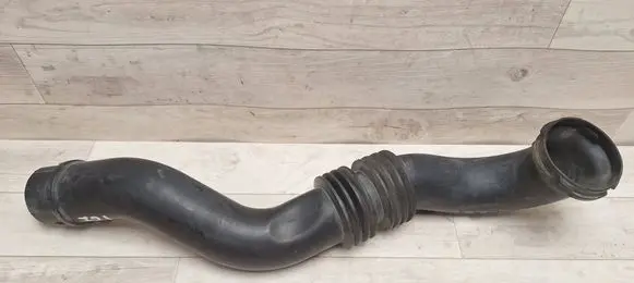 Opel Vivaro Intercooler hose/pipe 8200865653 93861963 58586