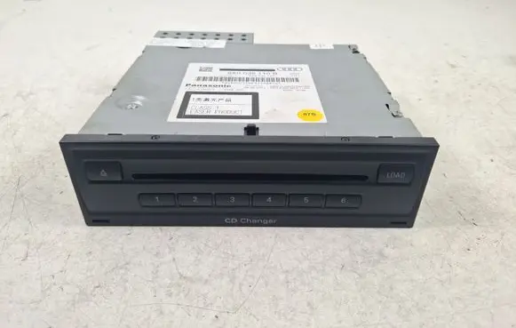 Audi Q7 4L CD/DVD changer 8X0035110