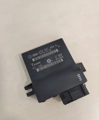 Audi A8 S8 D3 4E Gateway control module 4E0907468A