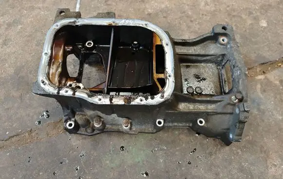 Toyota Auris 150 Oil sump 10140