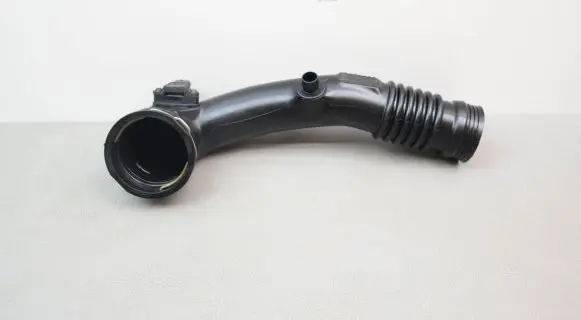BMW 5 F10 F11 Intercooler hose/pipe 2355761 8644432