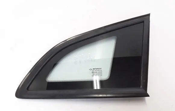 Renault Megane III Rear side window 833060008R