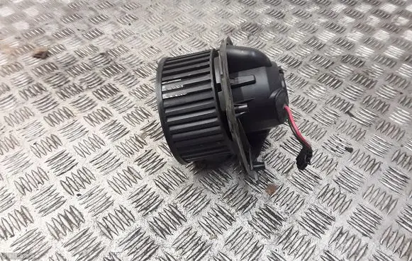 Volkswagen Cross Touran I Heater fan/blower 1K1820015L