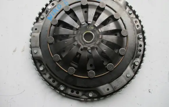 KIA Niro Clutch set kit 410712B200 H6BG7550AD