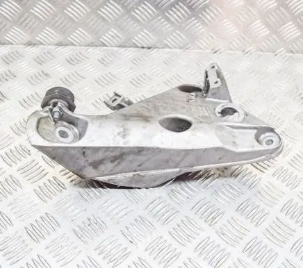 BMW X5 F15 Engine mounting bracket 6876283