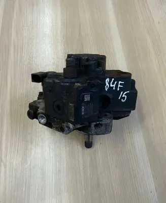 Audi Q7 4L Fuel injection high pressure pump 0445010125