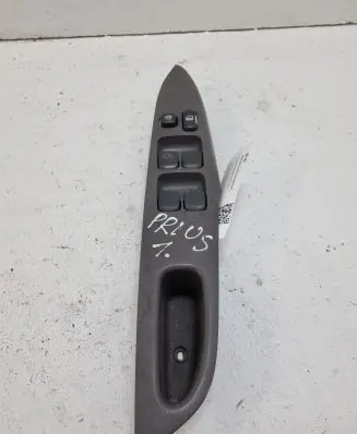 Toyota Prius (XW10) Electric window control switch 8404047020