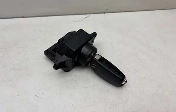 Audi A6 S6 C6 4F Ignition lock 33301302 4F0910132 4F0909135