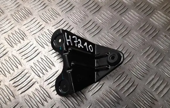 Polestar 4 Engine mounting bracket 8889327688