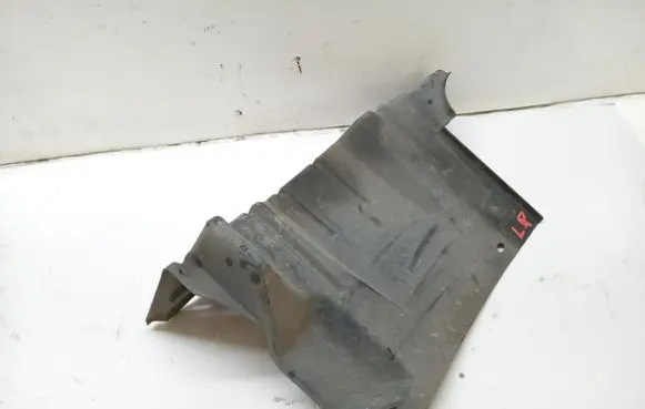 Mitsubishi Outlander Engine splash shield/under tray MN154379