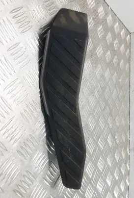 Volkswagen Golf VII Foot rest pad/dead pedal 5Q2864777A