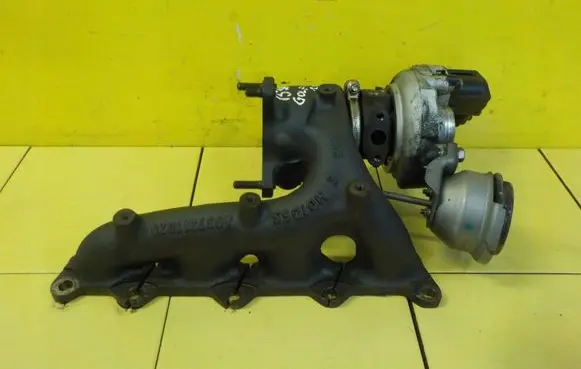 Volkswagen Golf VI Turbo 03C145701N CAX