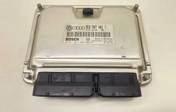 Audi A4 S4 B6 8E 8H Engine control unit/module 8E0907401T 0281011444