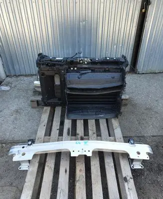 Citroen C4 III e-C4 Radiator support slam panel 9823718480