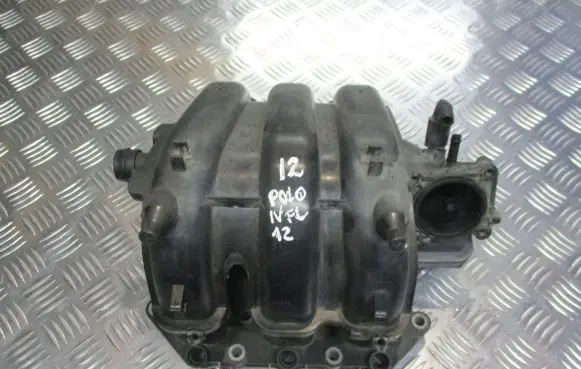 Volkswagen Polo IV 9N3 Intake manifold