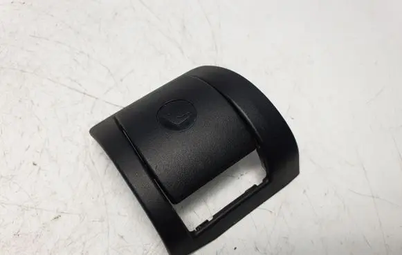 BMW 5 F10 F11 ISOFIX cover 7247230 52207247230 9162818