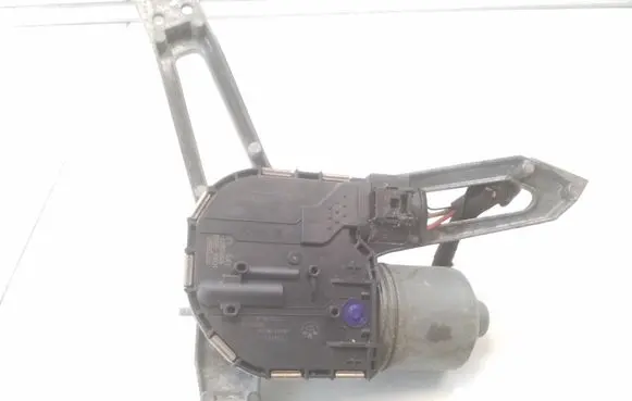 BMW i3 Front wiper linkage and motor 735944907