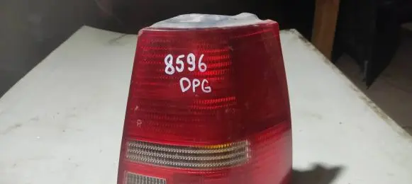 Volkswagen Golf IV Rear/tail lights 1J9945075AA 28430010