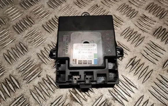 Mercedes-Benz B W245 Door control unit/module 1698208526 A1698208526