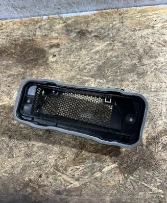 BMW X7 G07 Cabin air duct channel 9389370 6431 10083110