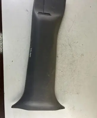 Ford Ranger (B) pillar trim (bottom) UH8368220