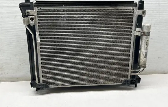 Nissan Pulsar Radiator set 92100BA61B 21403HX51B 4873ZU0B