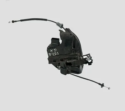 Volvo V50 Rear door lock 30699111 985916101