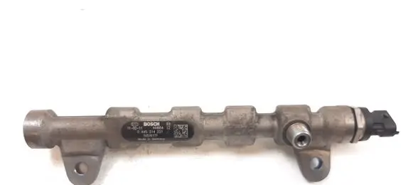 Opel Insignia A Fuel main line pipe 55576177 0445214221