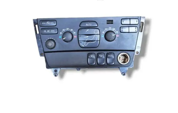Volvo V70 Air conditioning/heating control unit 30746022