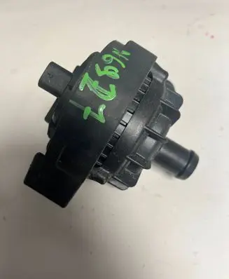 Skoda Enyaq iV Electric auxiliary coolant/water pump 1EA965567K