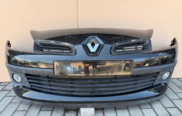 Renault Clio III Front bumper 8200402106