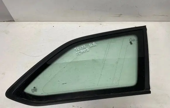 Skoda Octavia Mk3 (5E) Rear side window 5E9845298