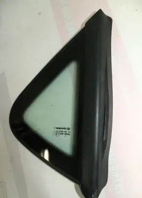 Seat Ibiza II (6k) Front triangle window/glass 