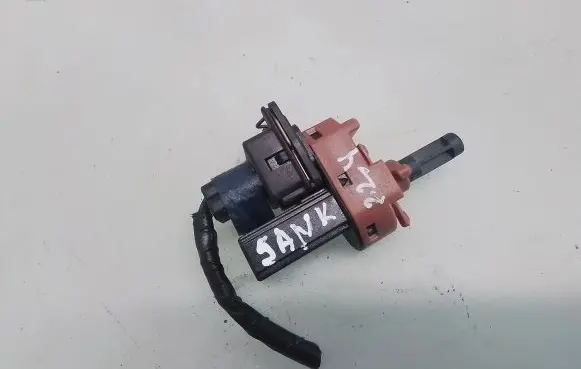 Clutch pedal sensor
