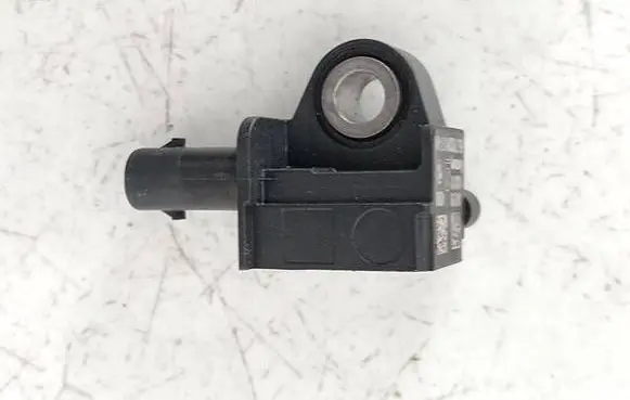 BMW 5 F10 F11 Airbag deployment crash/impact sensor 6577922417704