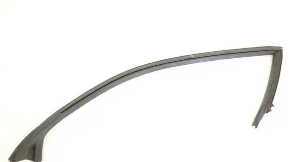 Volkswagen Scirocco Front door glass trim molding 1K8867337