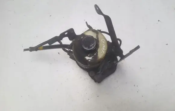 Ford Focus Power steering pump 4M513K514CA