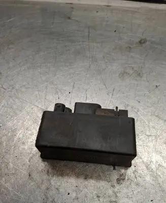 Mercedes-Benz C W203 Glow plug pre-heat relay 0255452832