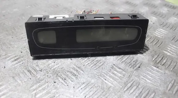 Renault Laguna II Screen/display/small screen P8200002604A