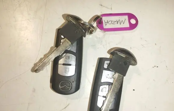 Mazda 6 Ignition key/card 