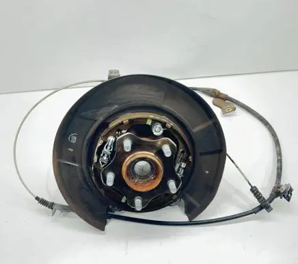Rear wheel hub spindle/knuckle