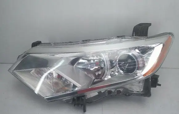 Nissan Quest Headlight/headlamp Koito