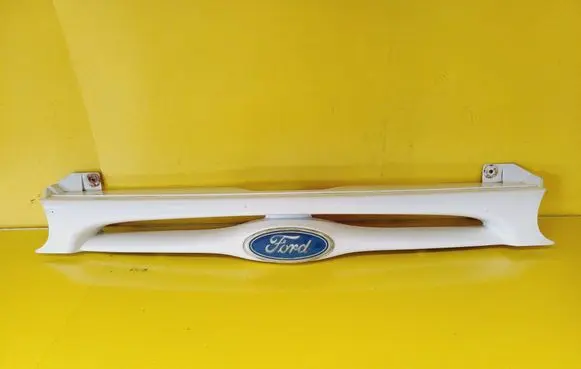 Ford Mondeo MK I Front grill 93BG8A133AEW