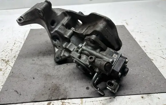 Volvo V60 Fuel injection high pressure pump 31405129