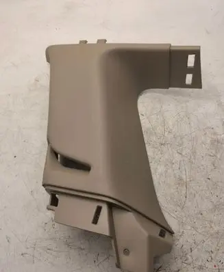 Jeep Grand Cherokee (D)pillar trim (top) 1GP02TRMAC