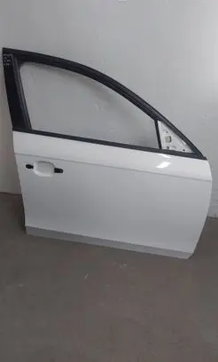 Audi A4 S4 B8 8K Front door LY9C