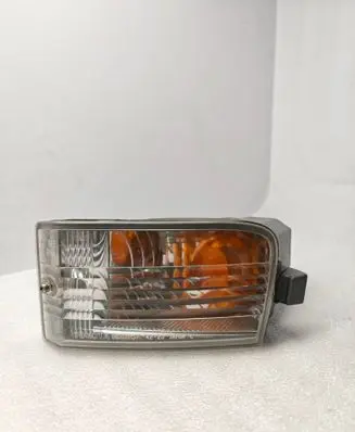 Toyota RAV 4 (XA10) Front indicator light 8152142050