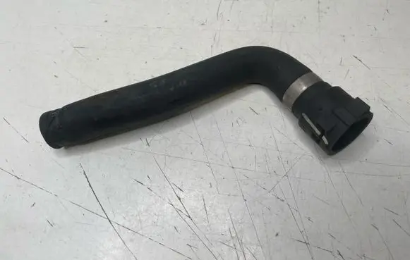 BMW X5 E53 Engine coolant pipe/hose 64218381224